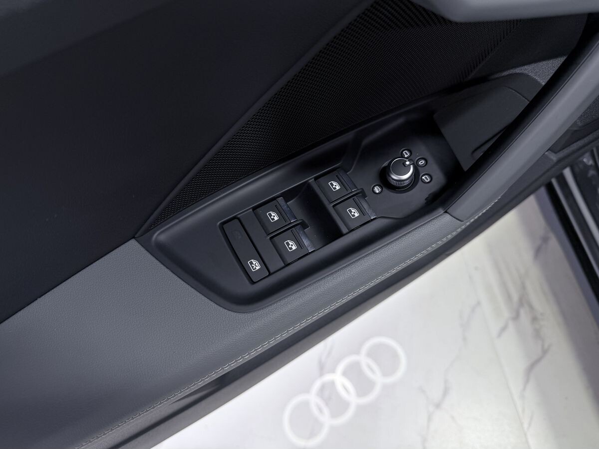 Audi A3 2022 - фото автомобиля