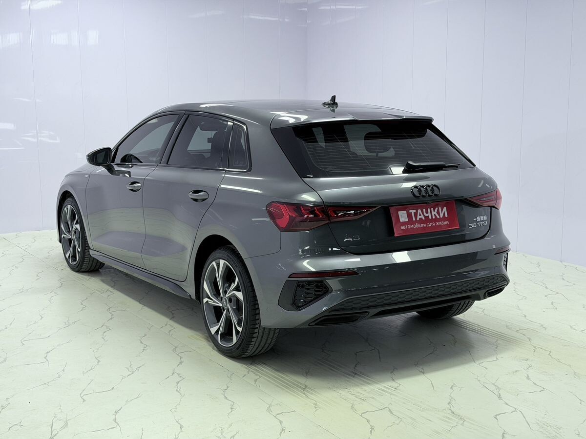 Audi A3 2022 - фото автомобиля