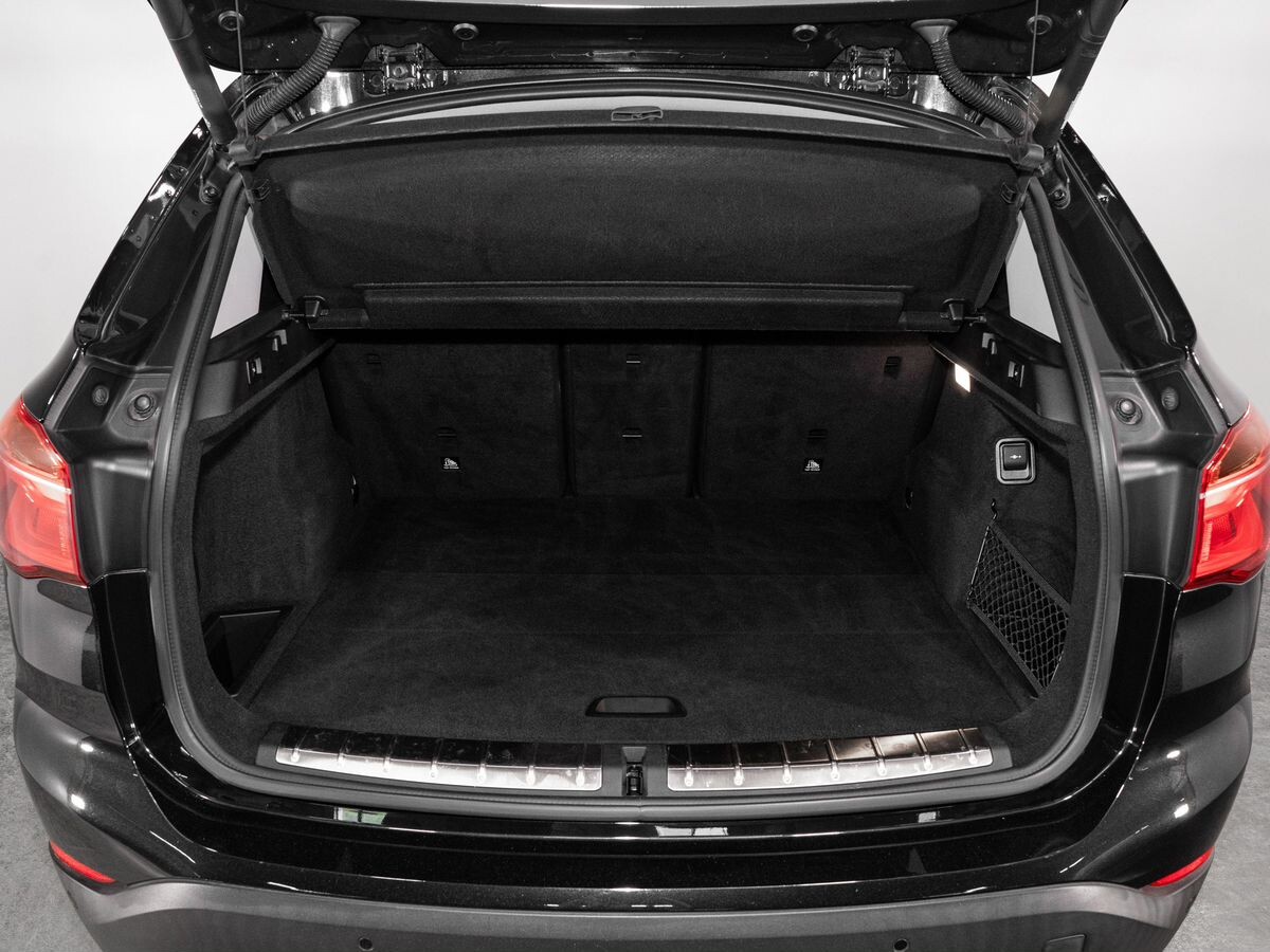 BMW X1 2015 - фото автомобиля