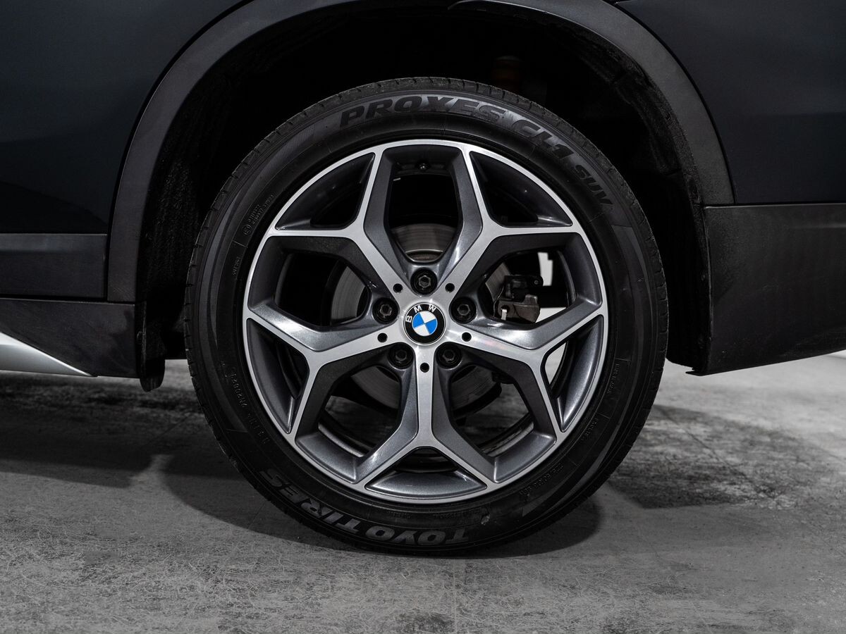 BMW X1 2015 - фото автомобиля