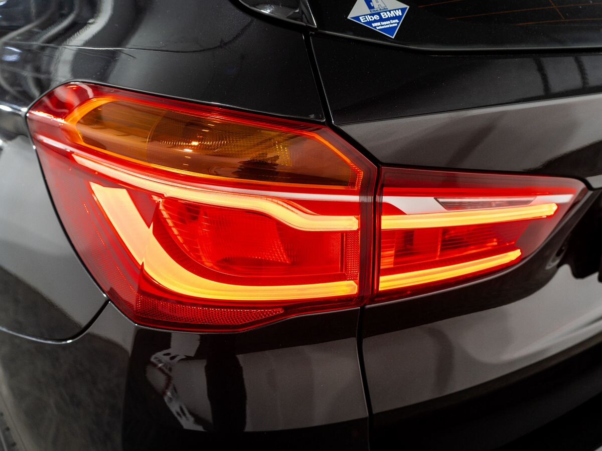 BMW X1 2015 - фото автомобиля