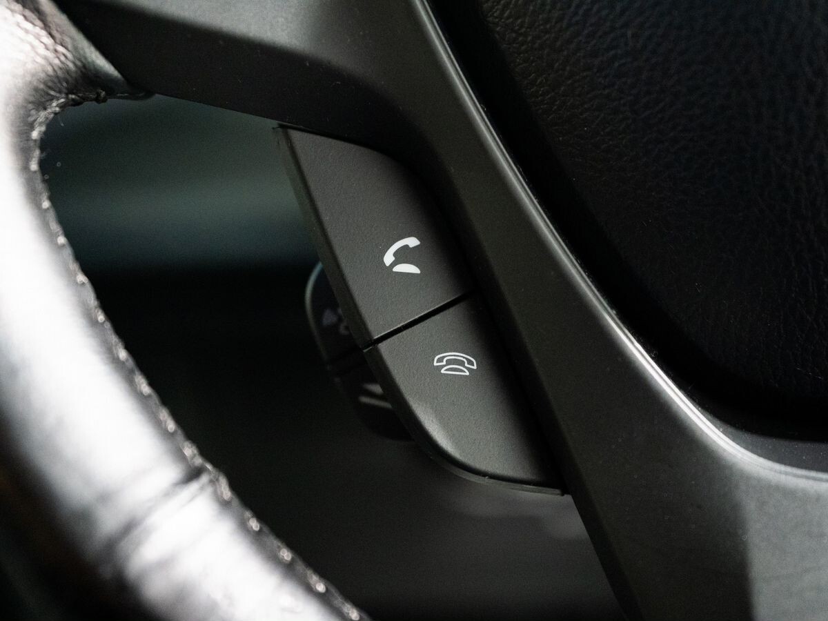 Honda Freed 2012 - фото автомобиля