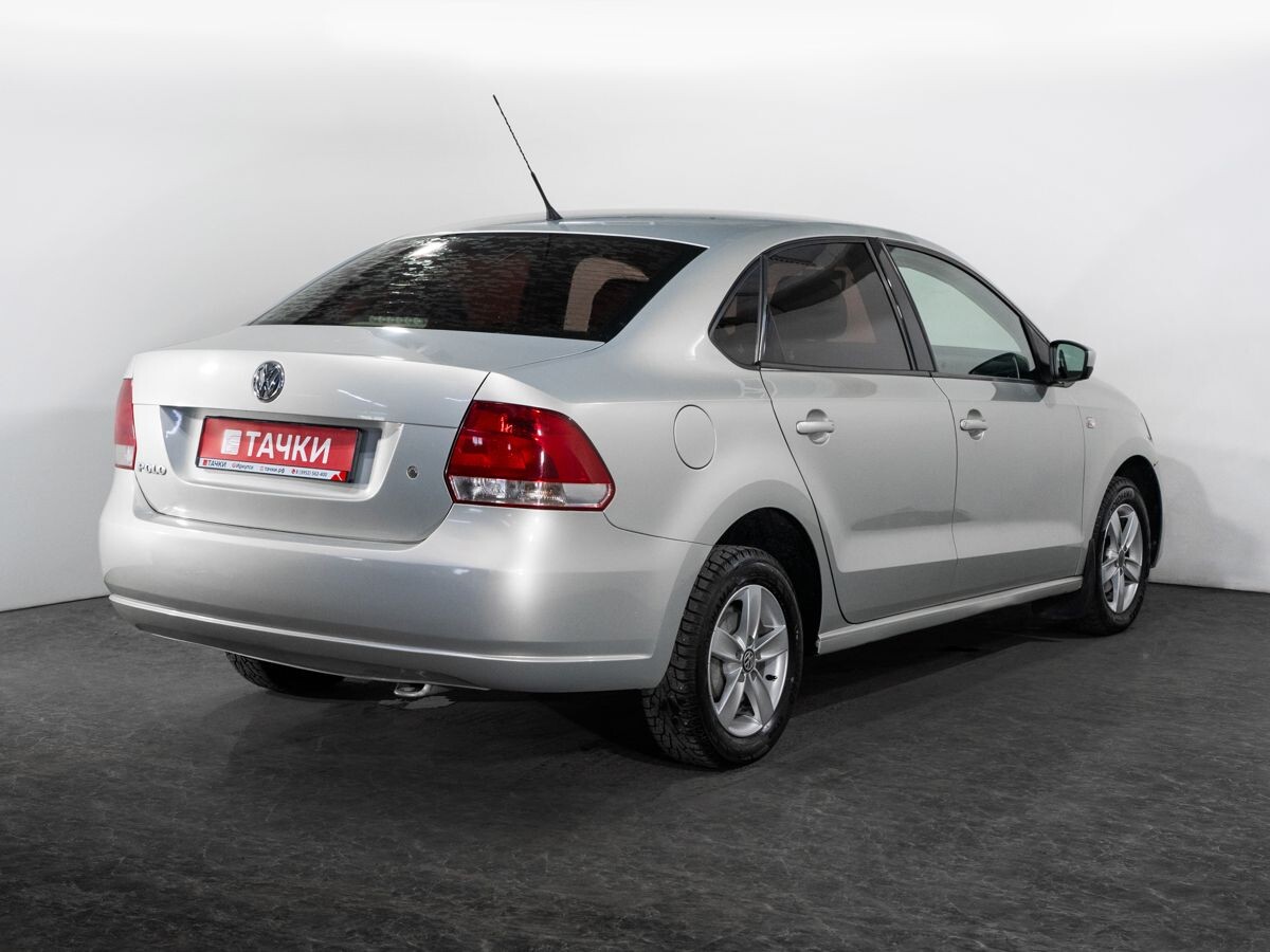Volkswagen Polo 2012 - фото автомобиля