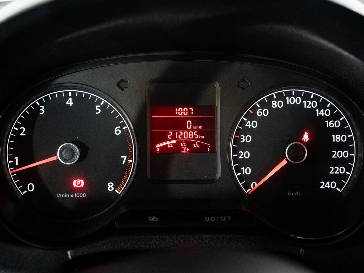 Volkswagen Polo 2012 - фото автомобиля
