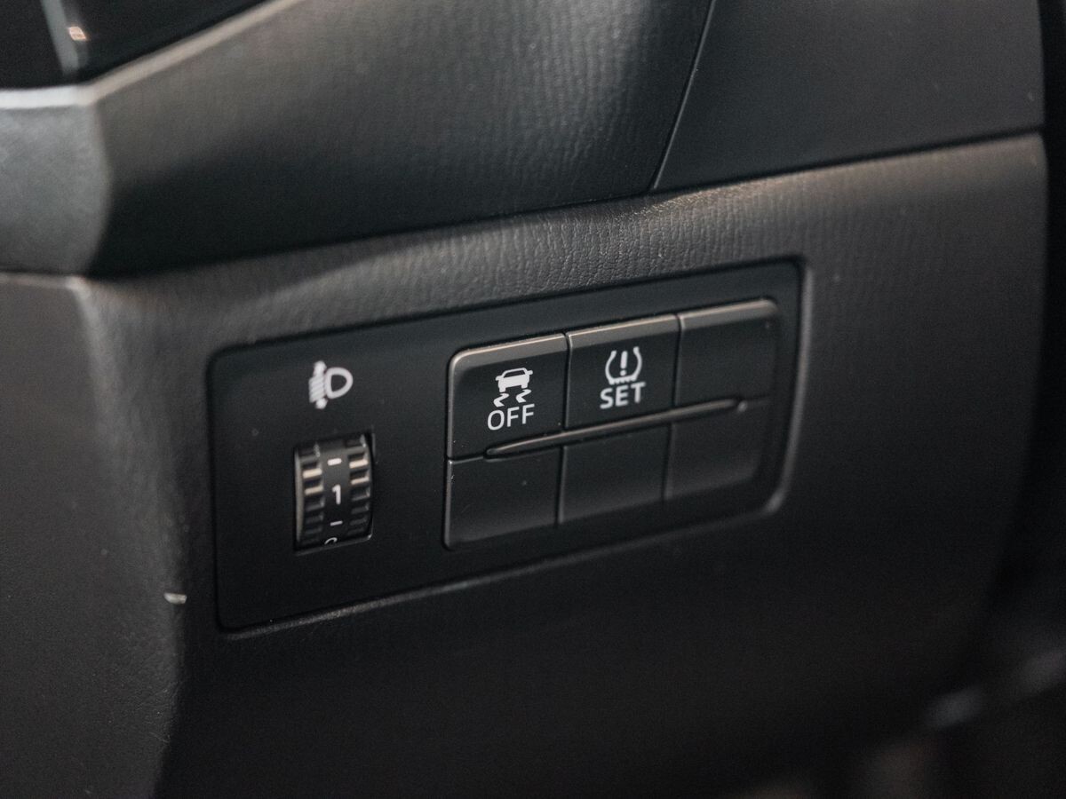 Mazda Mazda3 2013 - фото автомобиля