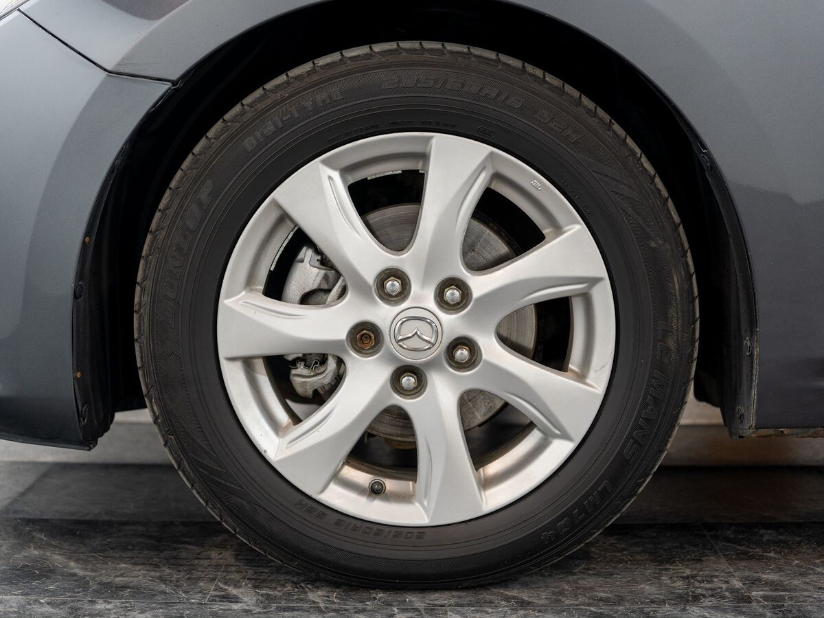 Mazda Mazda3 2013 - фото автомобиля