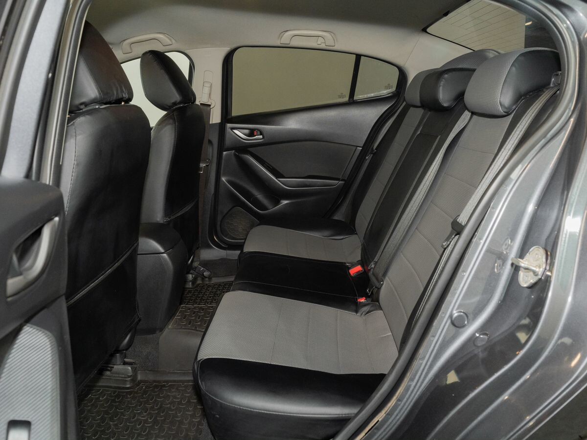 Mazda Mazda3 2013 - фото автомобиля