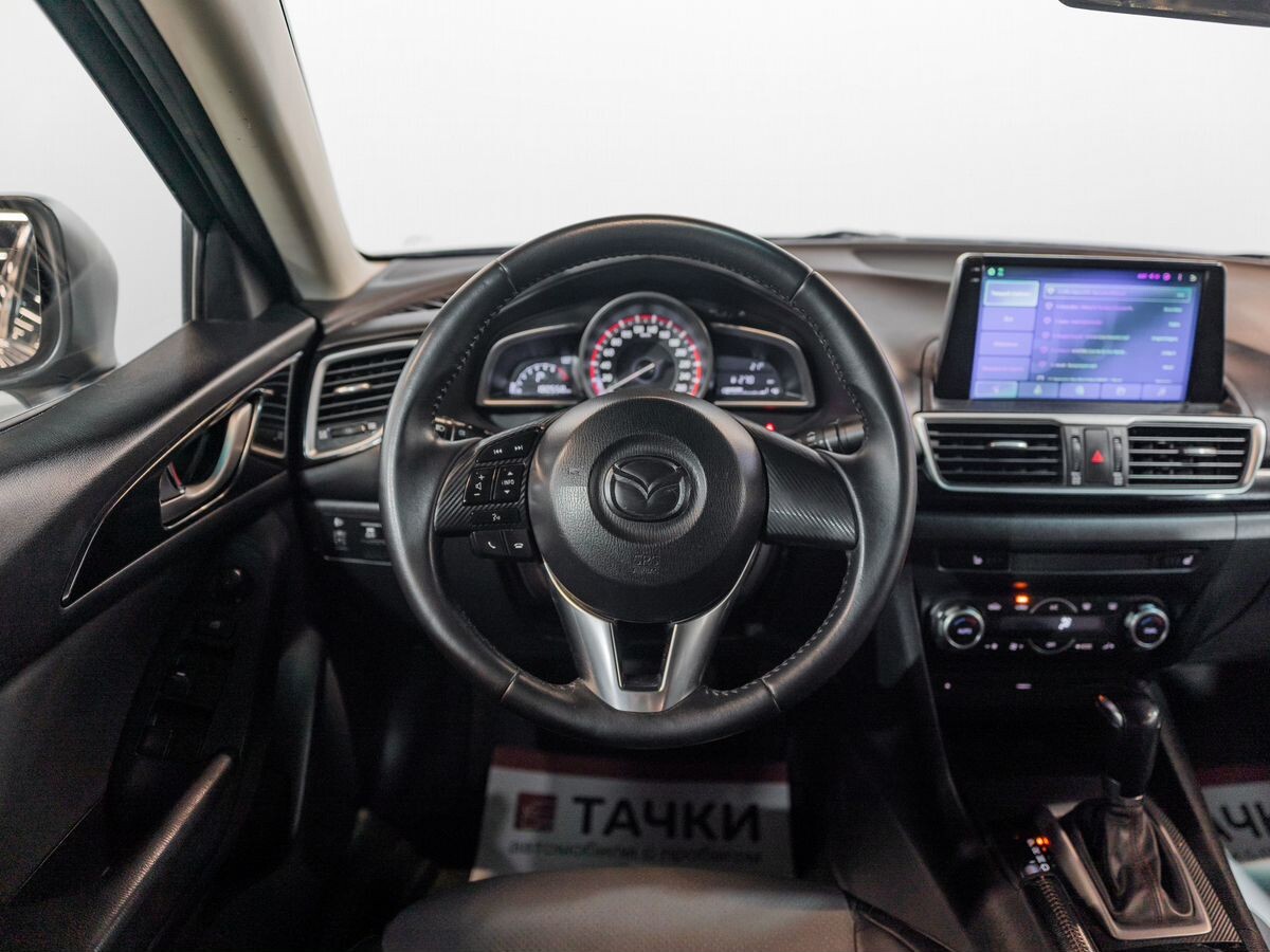 Mazda Mazda3 2013 - фото автомобиля