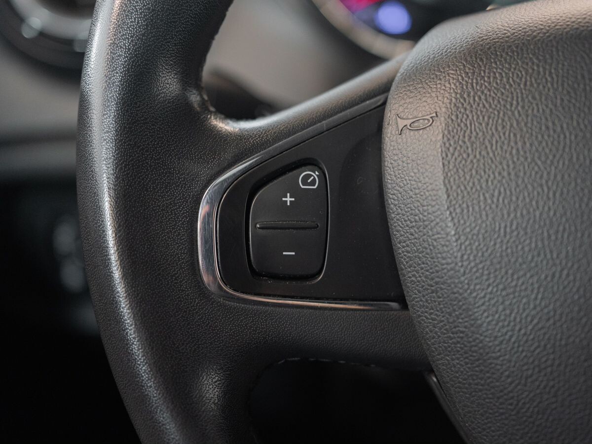 Renault Kaptur 2017 - фото автомобиля