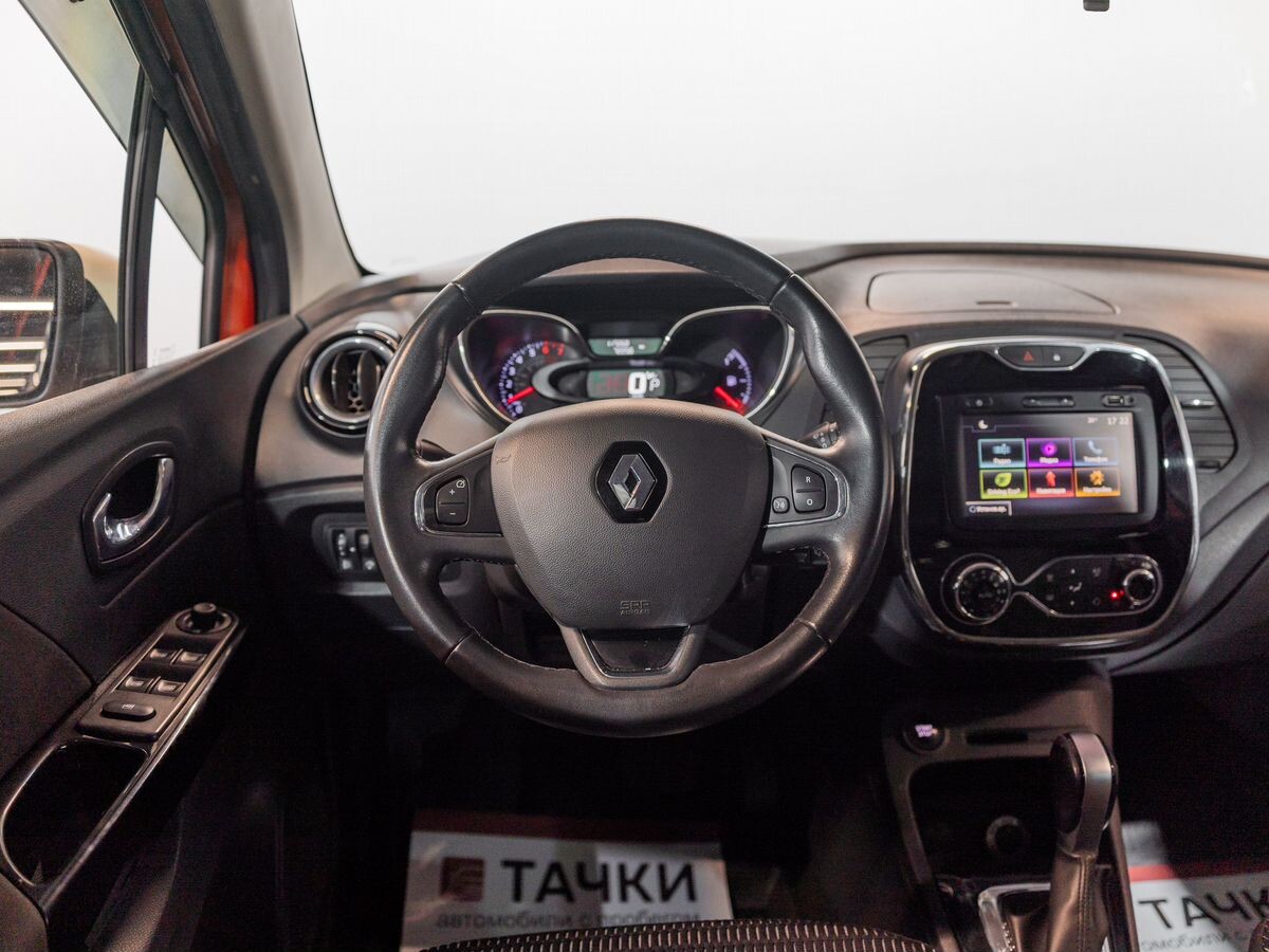 Renault Kaptur 2017 - фото автомобиля