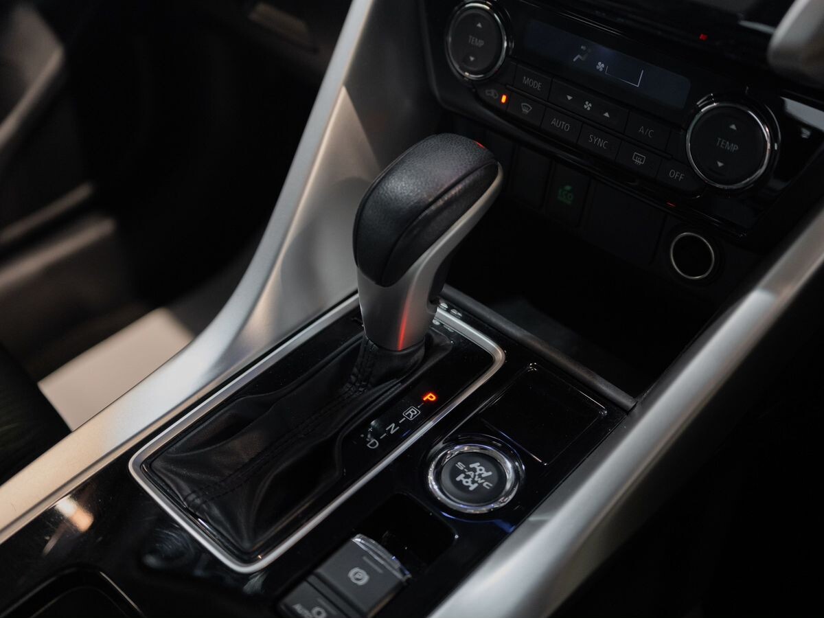 Mitsubishi Eclipse Cross 2018 - фото автомобиля