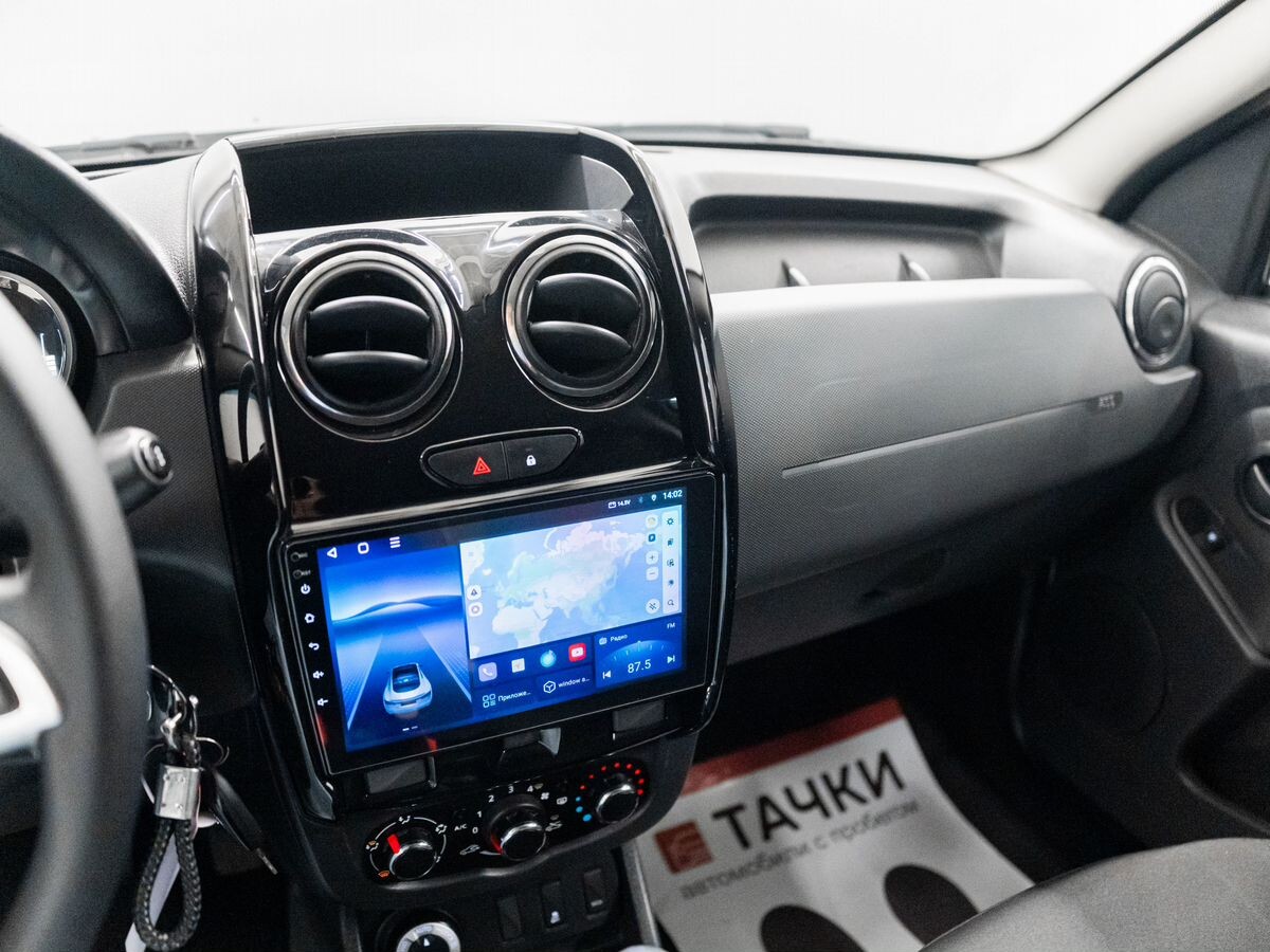 Renault Duster 2019 - фото автомобиля