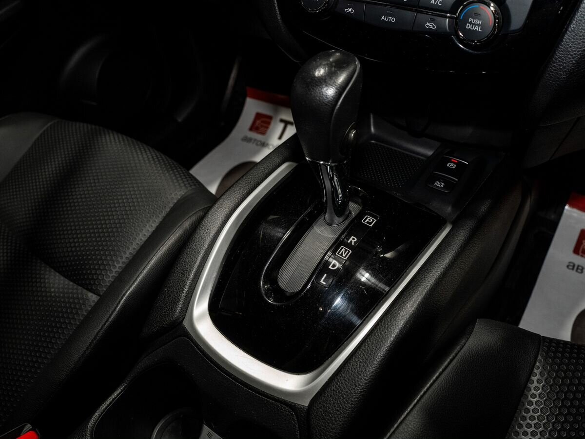Nissan X-Trail 2019 - фото автомобиля