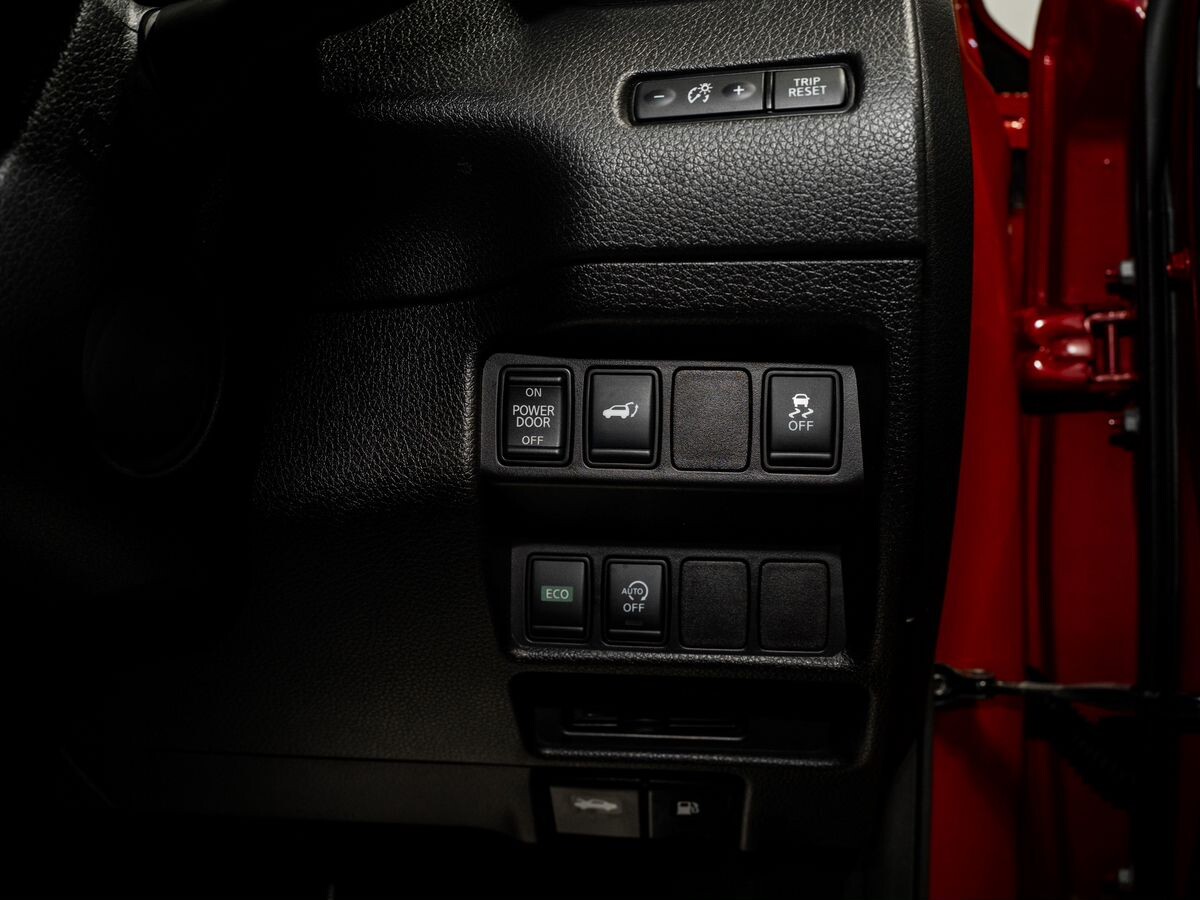 Nissan X-Trail 2019 - фото автомобиля