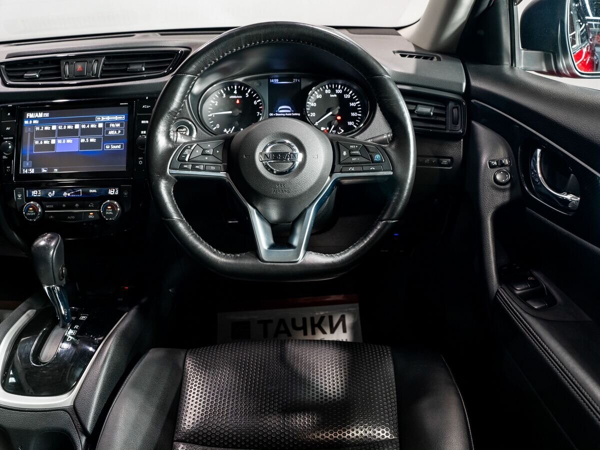 Nissan X-Trail 2019 - фото автомобиля