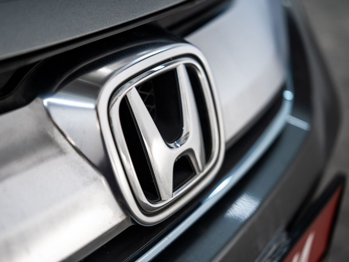 Honda Fit Shuttle 2013 - фото автомобиля