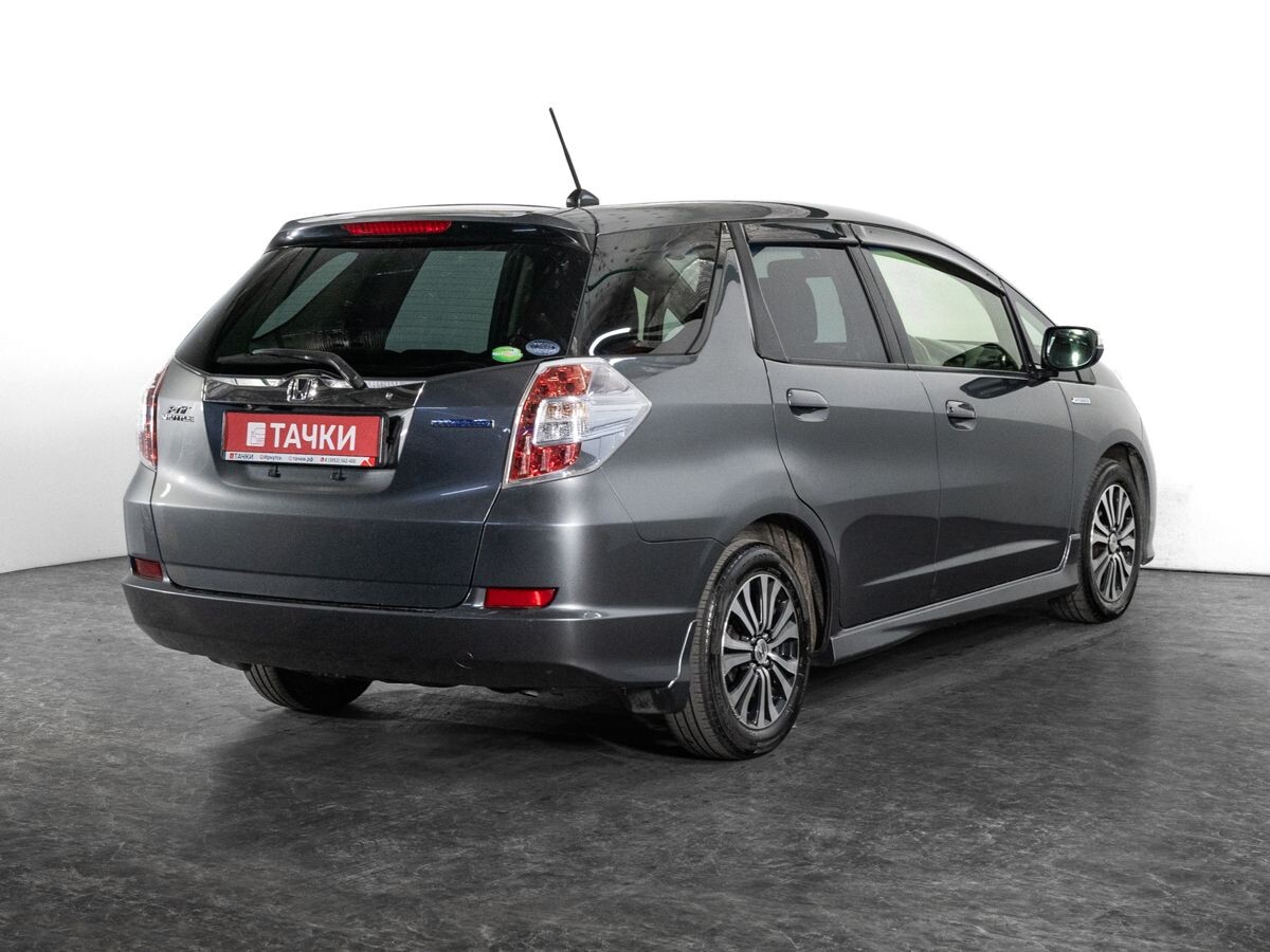 Honda Fit Shuttle 2013 - фото автомобиля