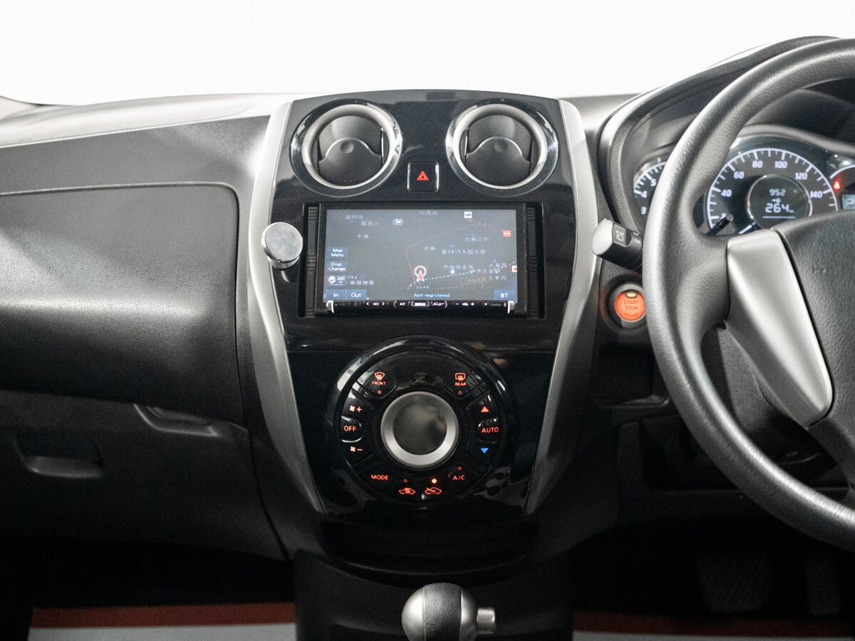 Nissan Note 2014 - фото автомобиля