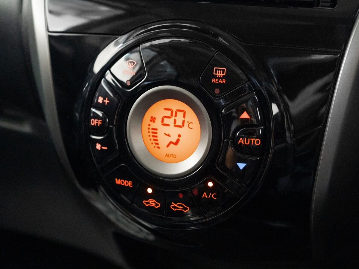 Nissan Note 2014 - фото автомобиля