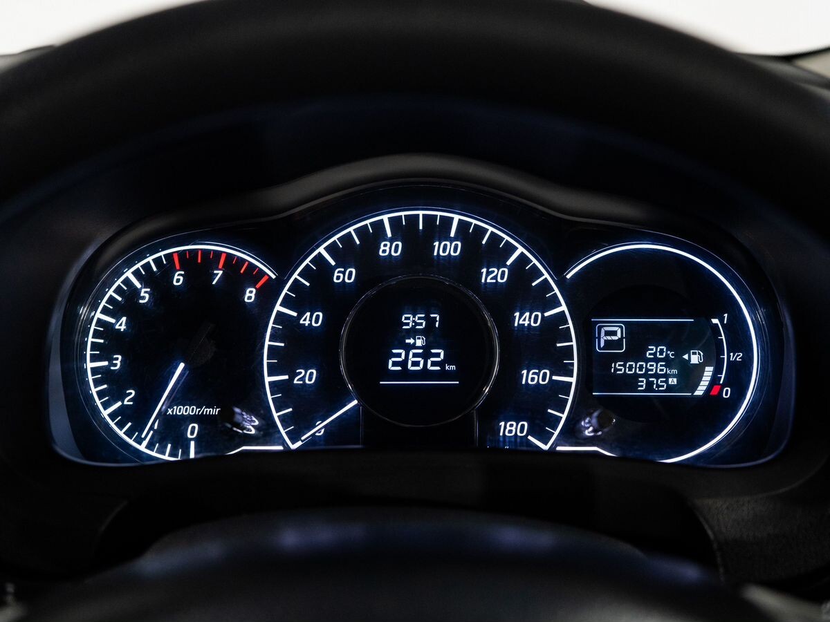 Nissan Note 2014 - фото автомобиля