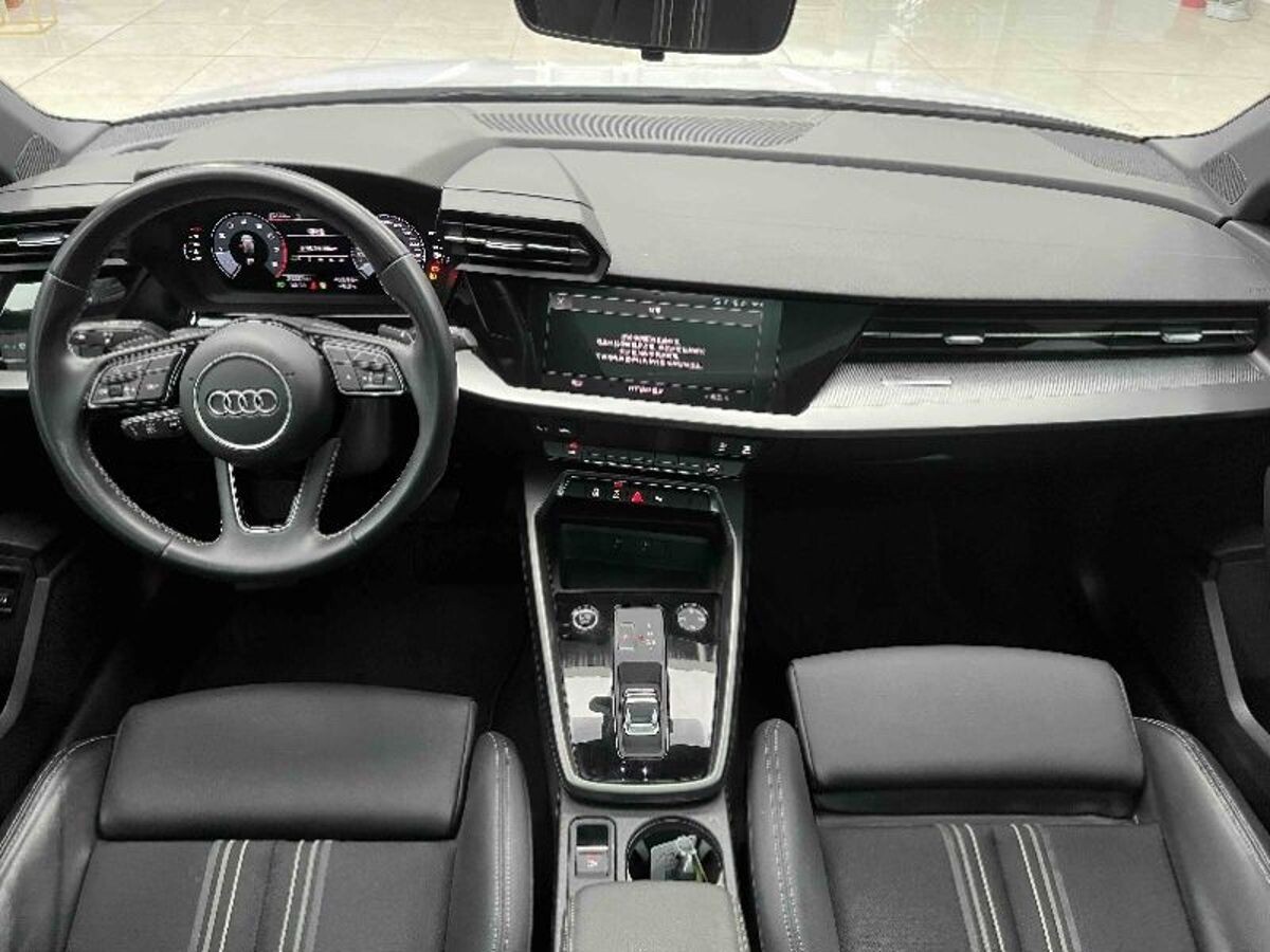 Audi A3 2023 - фото автомобиля