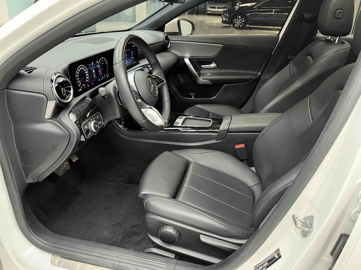 Mercedes-Benz A-Class 2023 - фото автомобиля