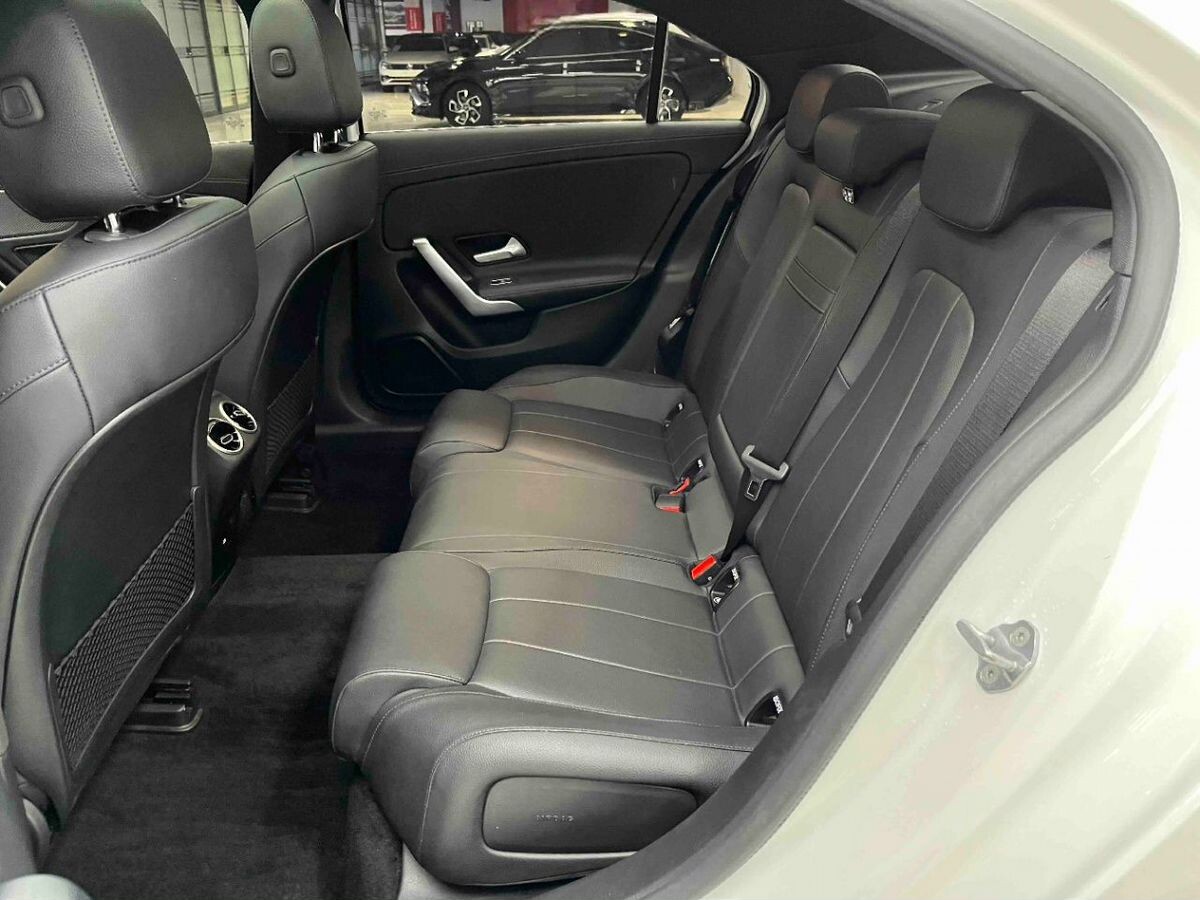 Mercedes-Benz A-Class 2023 - фото автомобиля