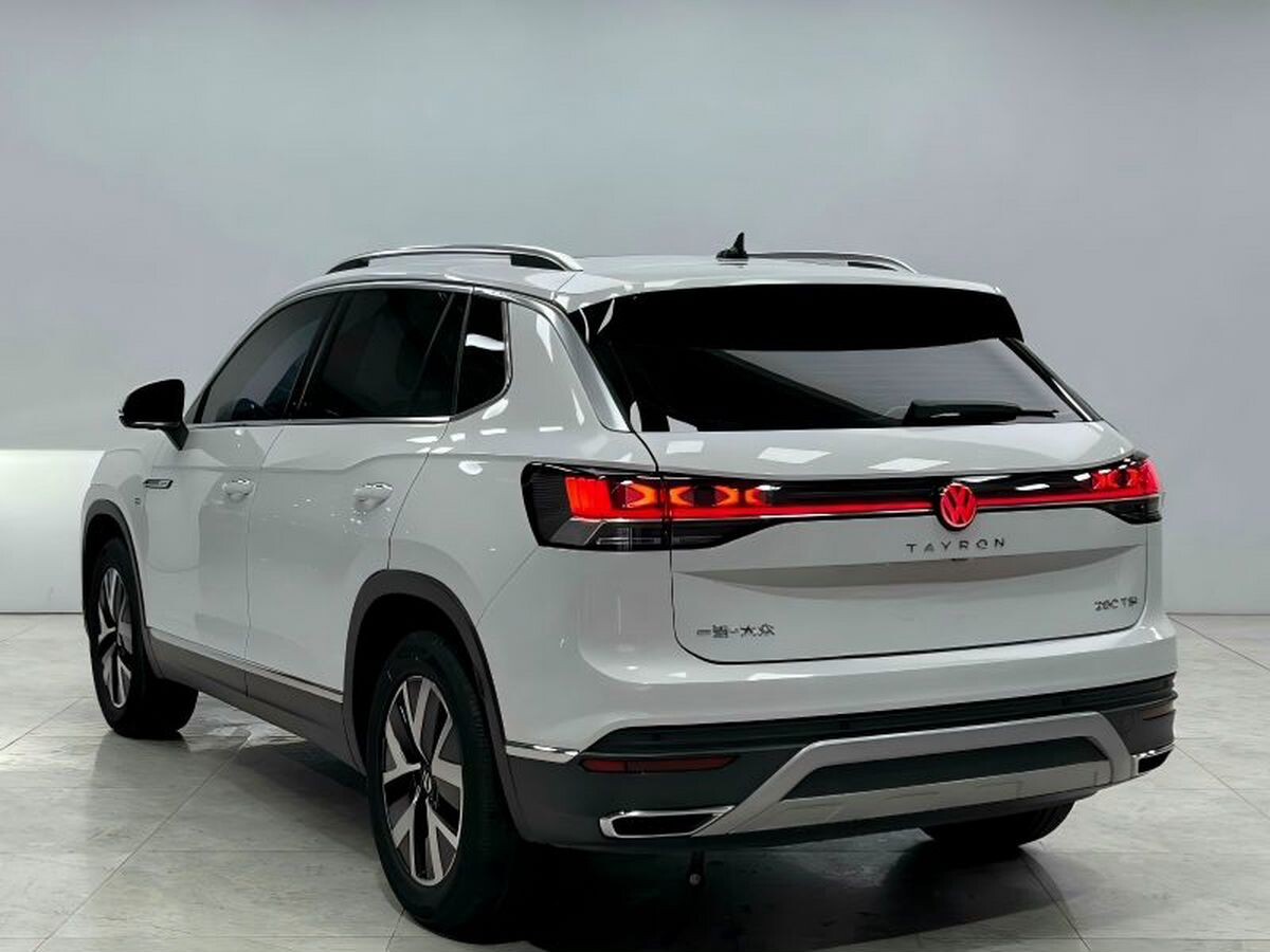 Volkswagen Tayron 2022 - фото автомобиля