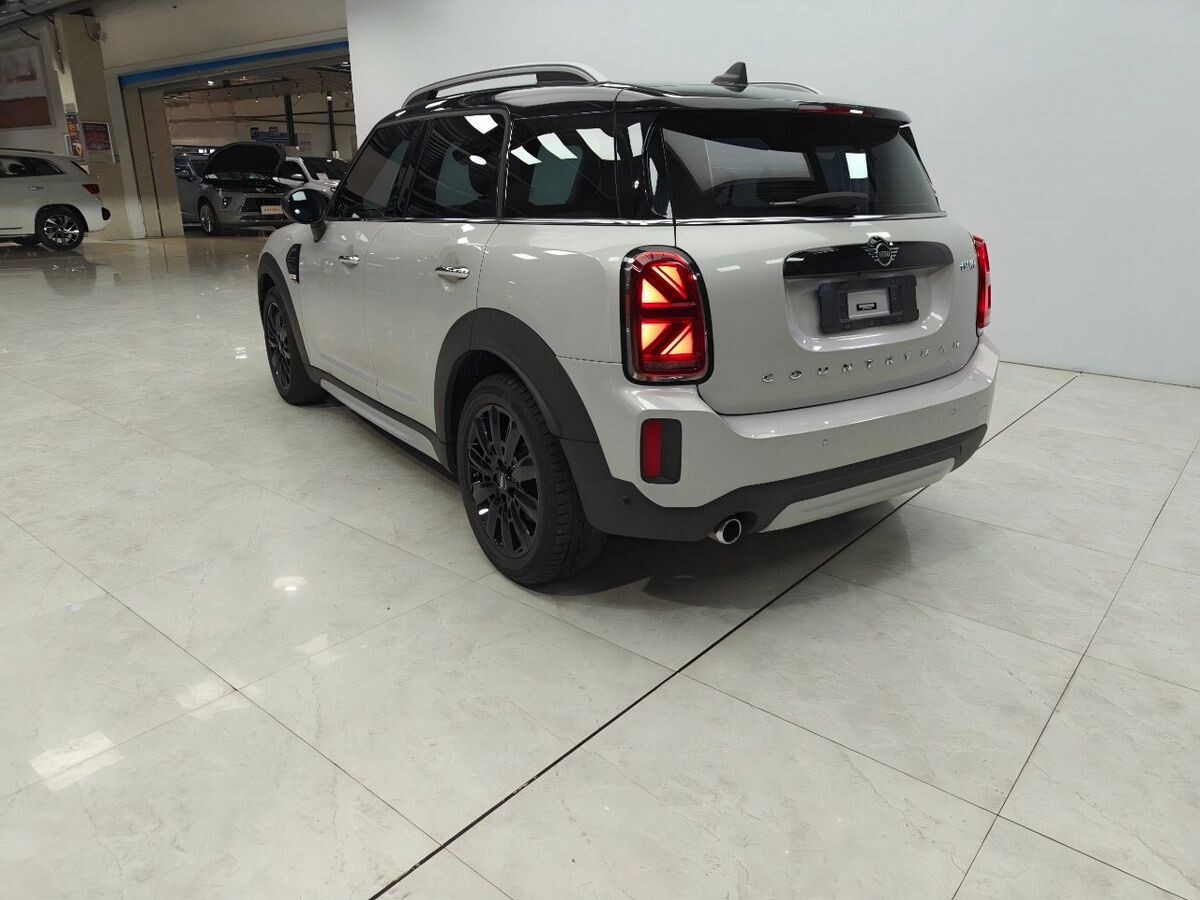 MINI Countryman 2021 - фото автомобиля