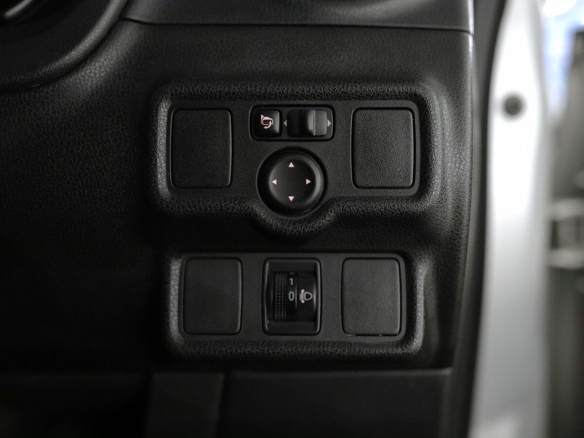 Nissan Note 2014 - фото автомобиля