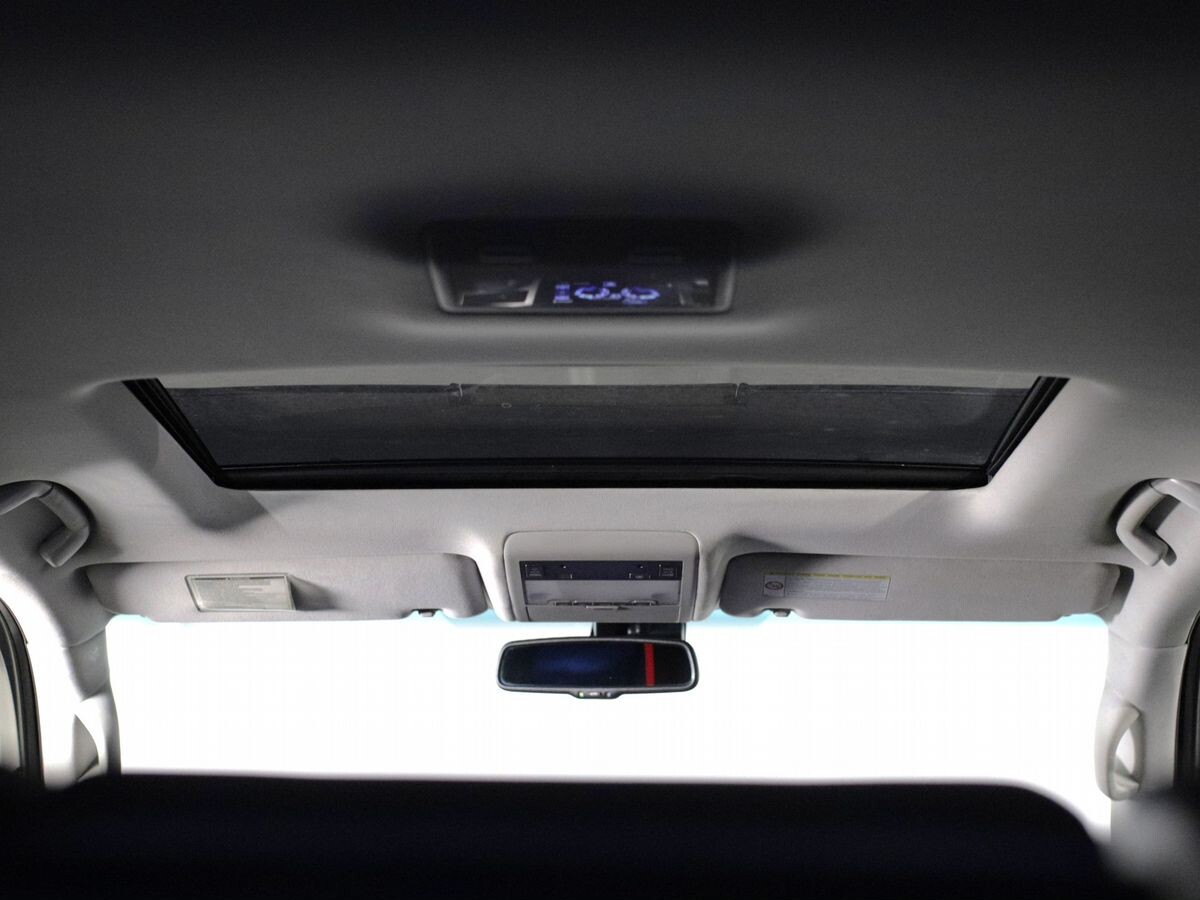 Lexus LX570 2012 - фото автомобиля
