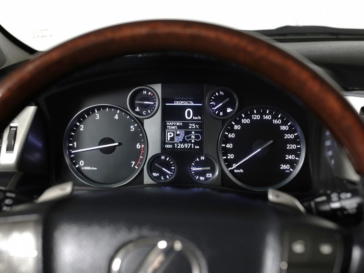 Lexus LX570 2012 - фото автомобиля