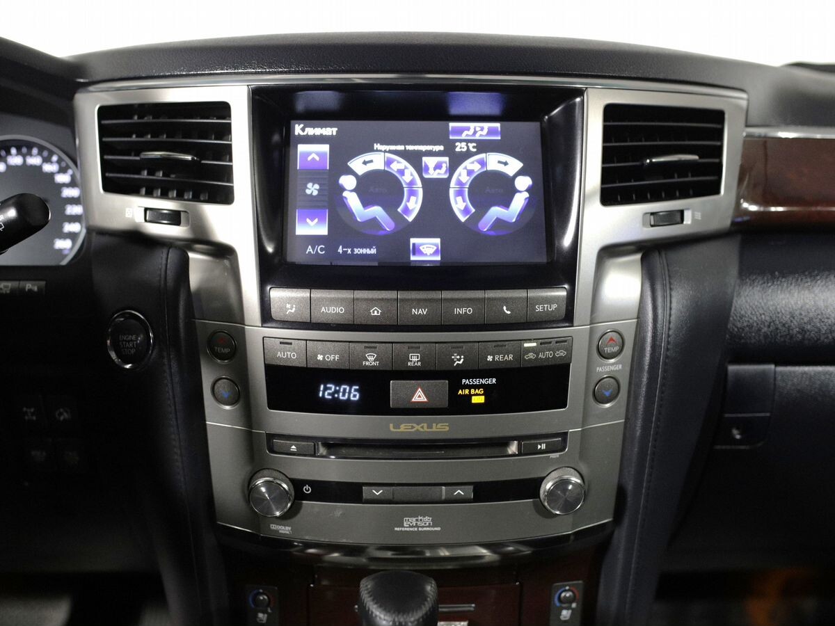 Lexus LX570 2012 - фото автомобиля