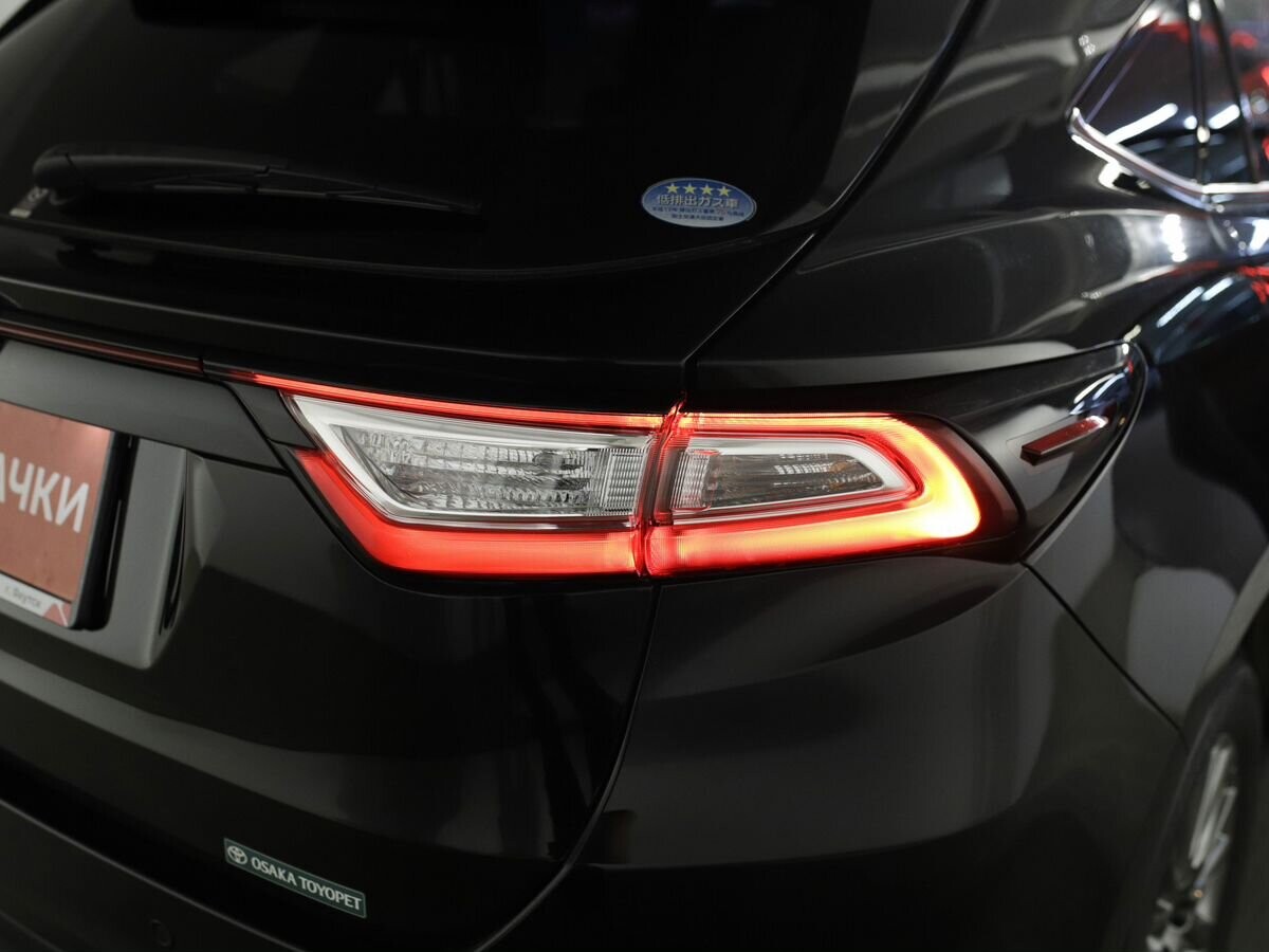 Toyota Harrier 2020 - фото автомобиля