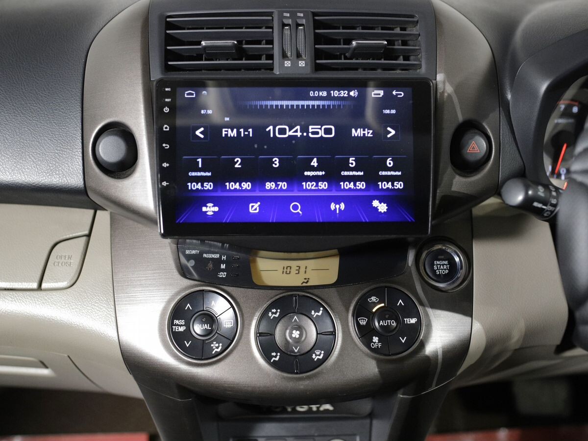 Toyota Vanguard 2008 - фото автомобиля