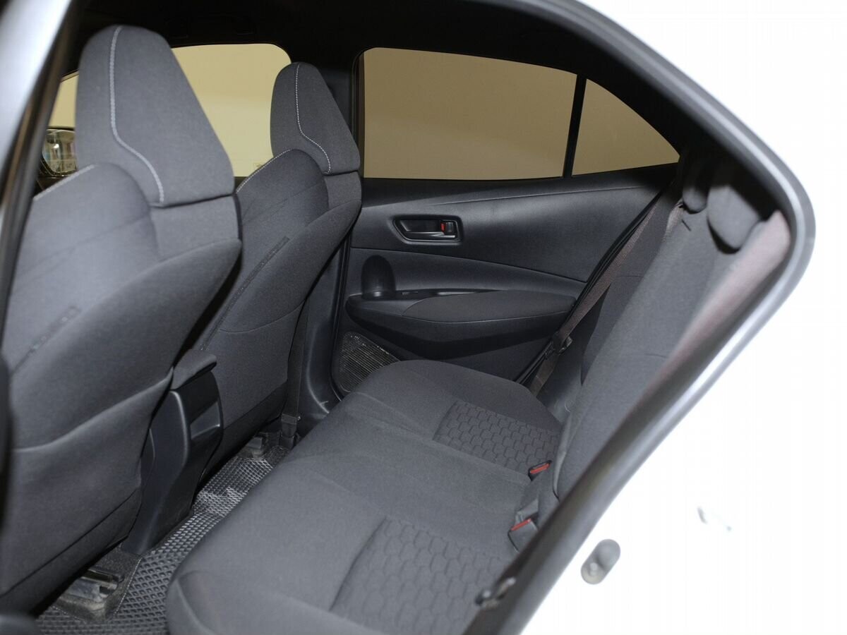 Toyota Corolla 2019 - фото автомобиля