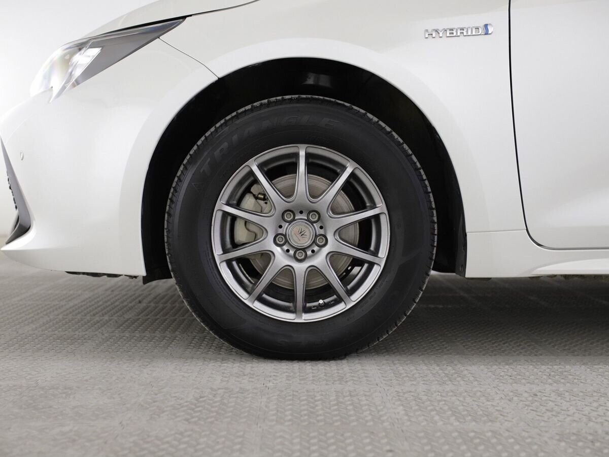 Toyota Corolla 2019 - фото автомобиля
