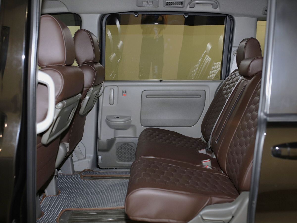 Honda Stepwgn 2018 - фото автомобиля