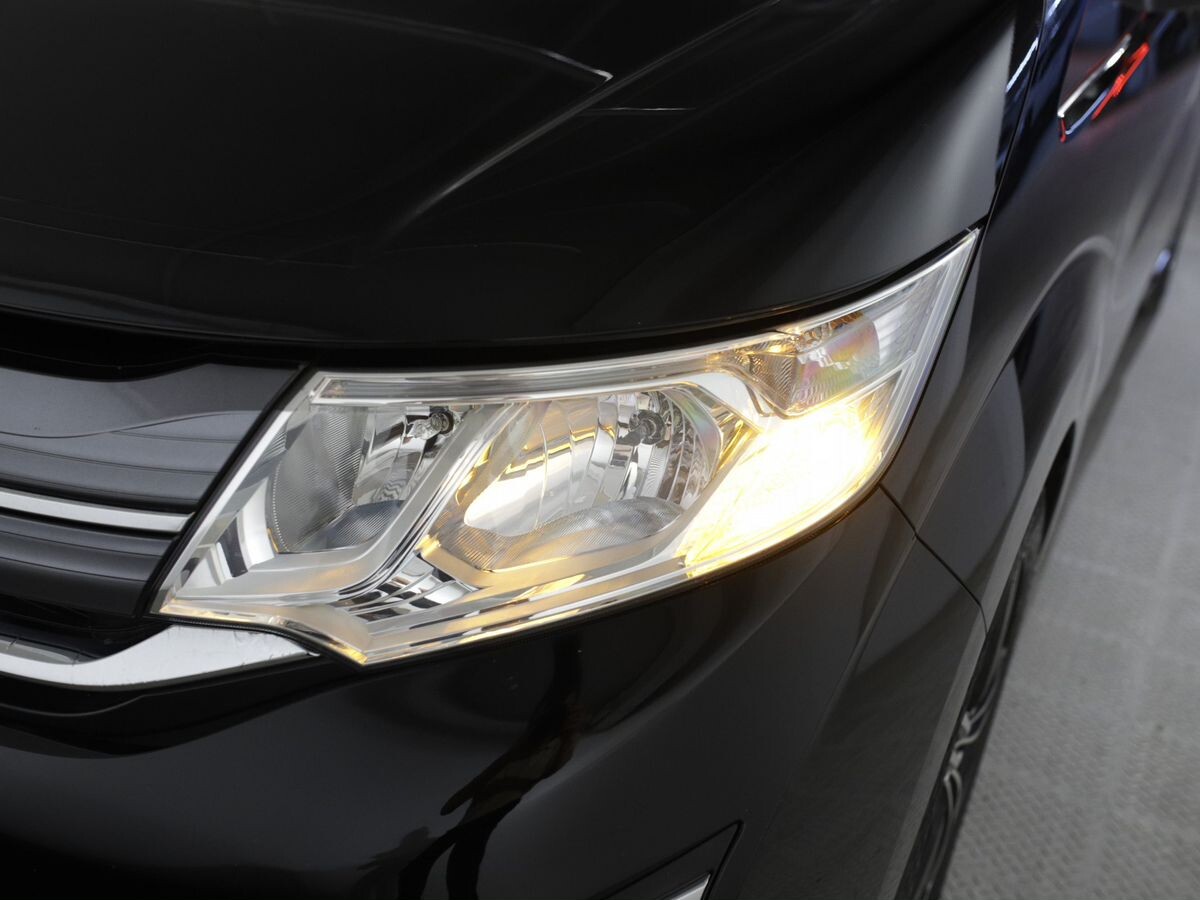 Honda Stepwgn 2018 - фото автомобиля