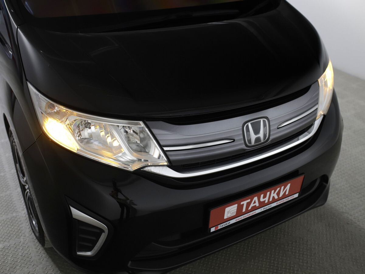 Honda Stepwgn 2018 - фото автомобиля