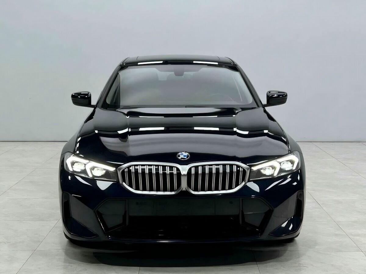 BMW 3-Series 2022 - фото автомобиля