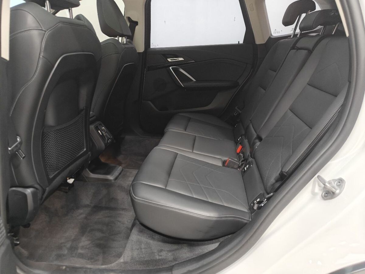 BMW X1 2023 - фото автомобиля