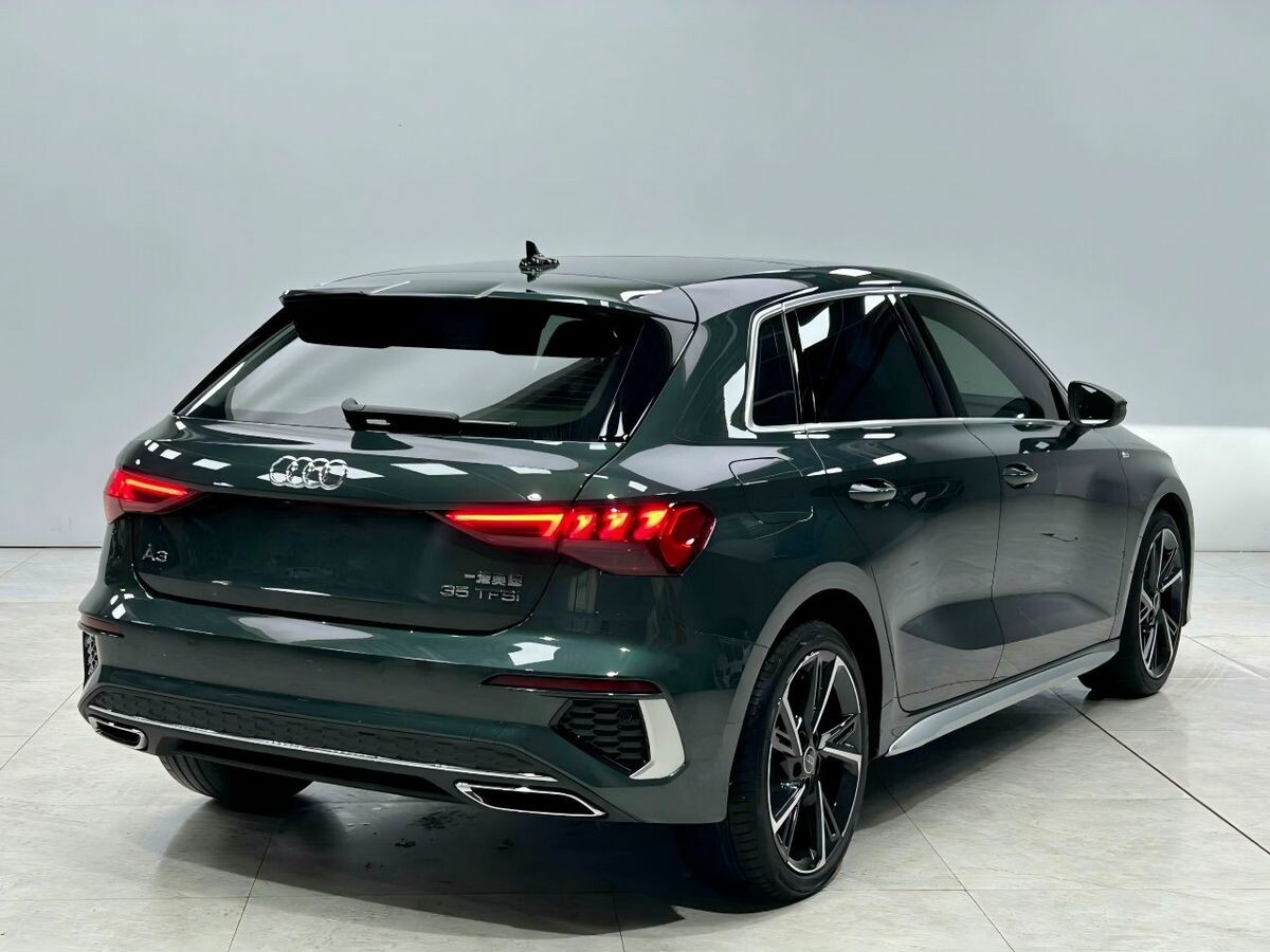Audi A3 2022 - фото автомобиля