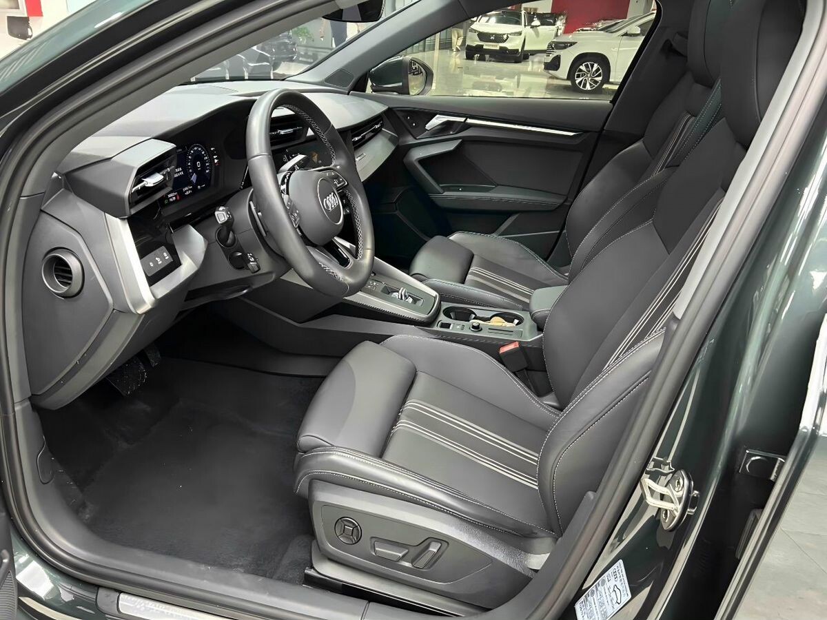 Audi A3 2022 - фото автомобиля