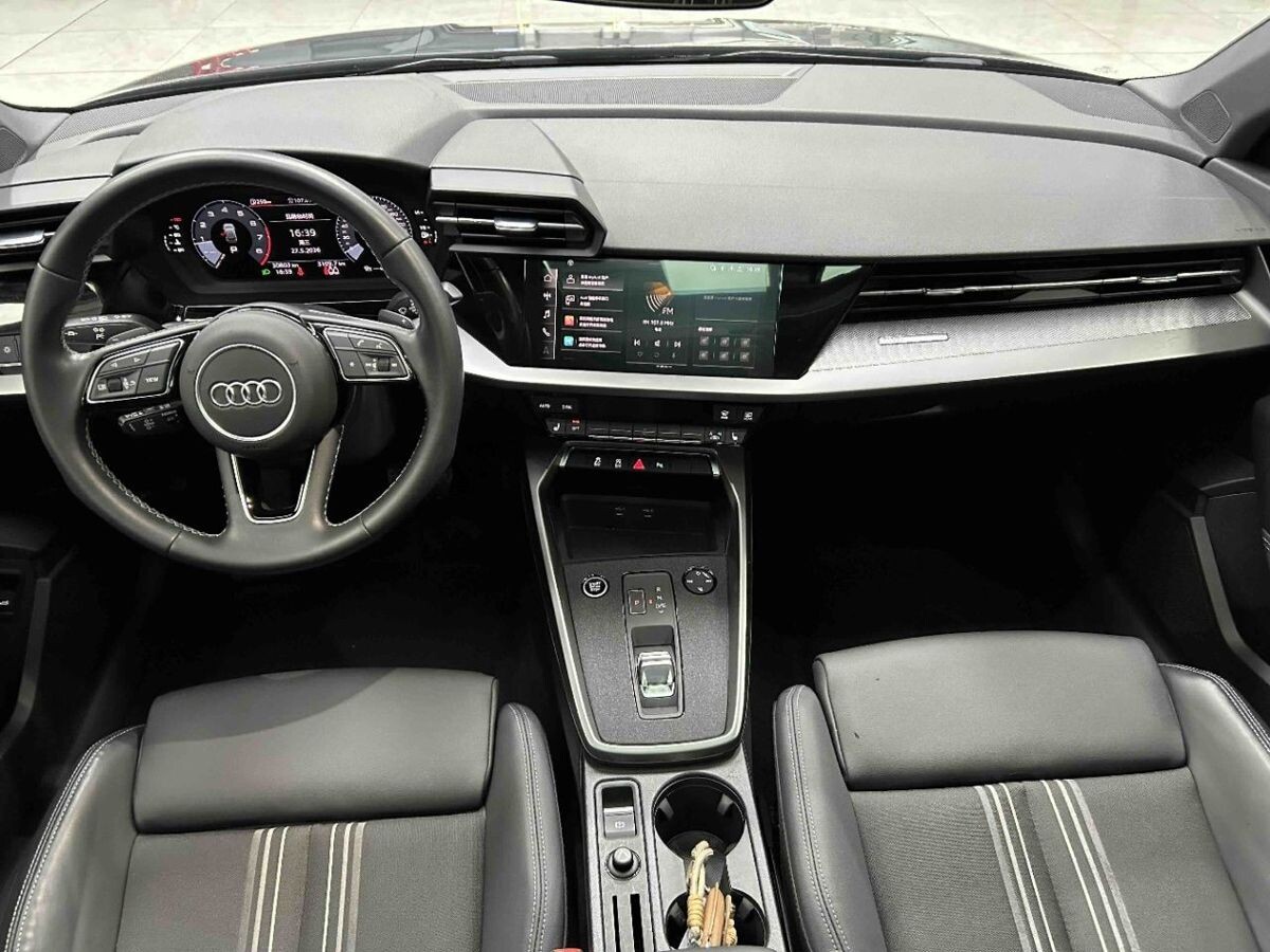 Audi A3 2022 - фото автомобиля