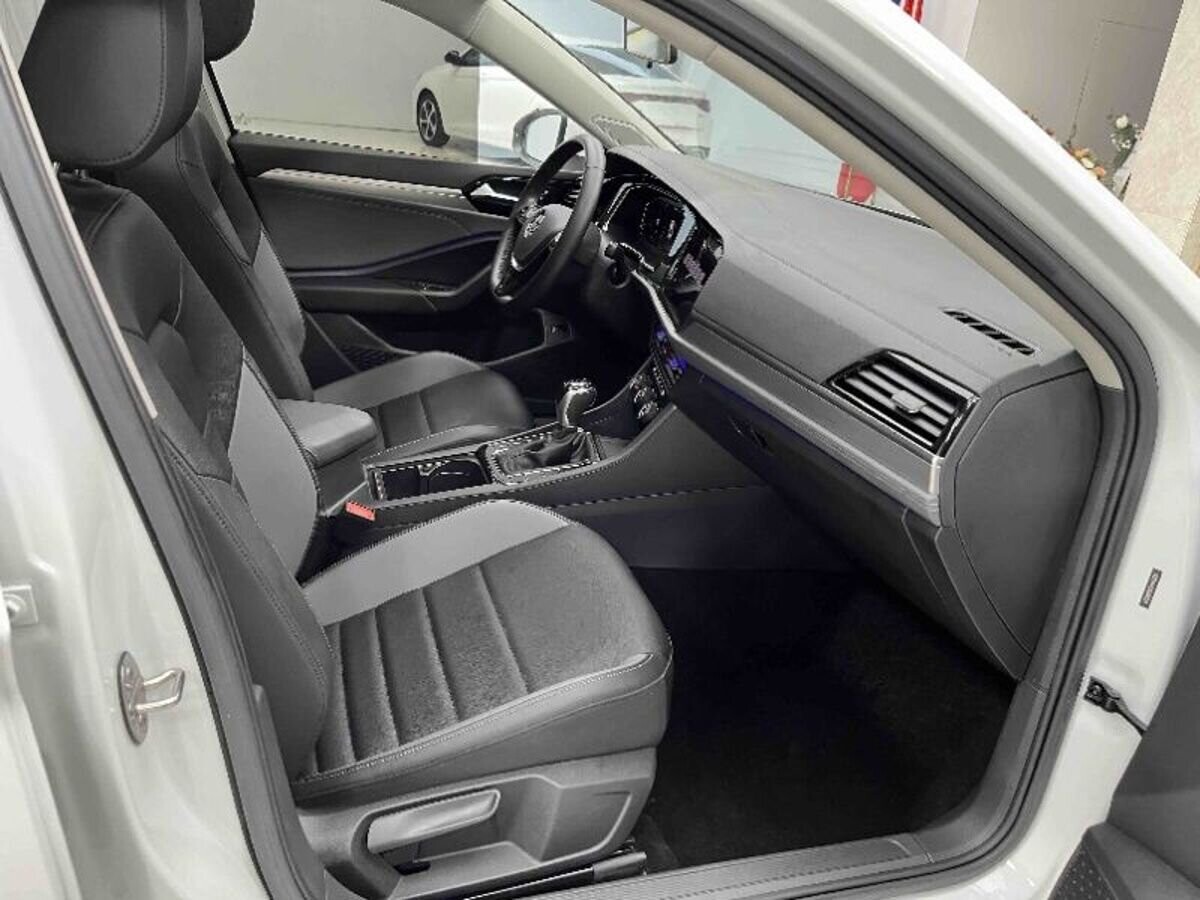 Volkswagen Sagitar L 2022 - фото автомобиля