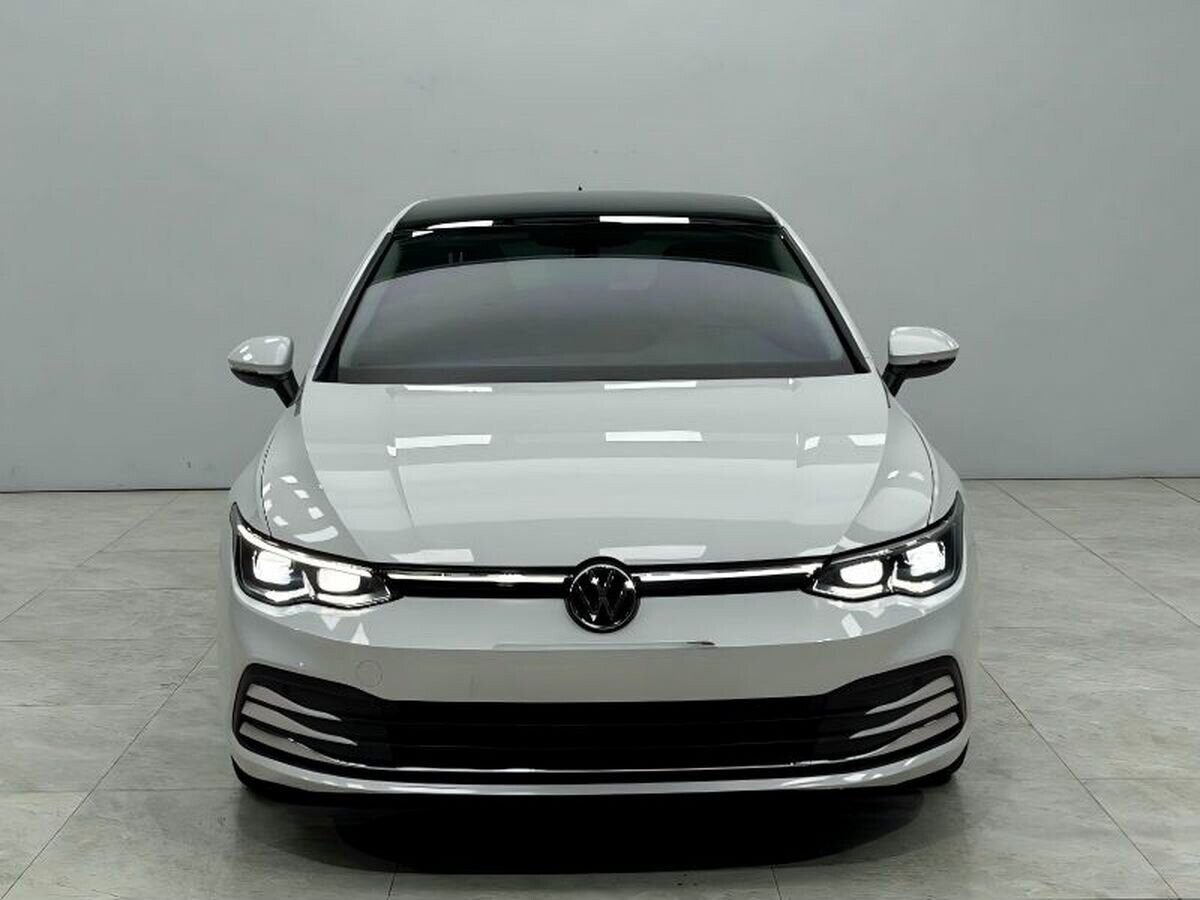 Volkswagen Golf 2021 - фото автомобиля