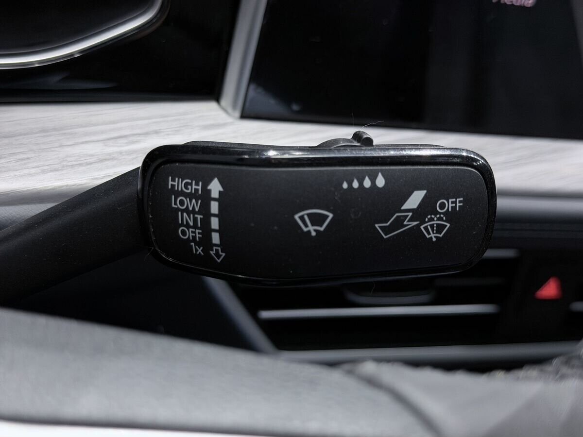 Volkswagen Sagitar L 2022 - фото автомобиля