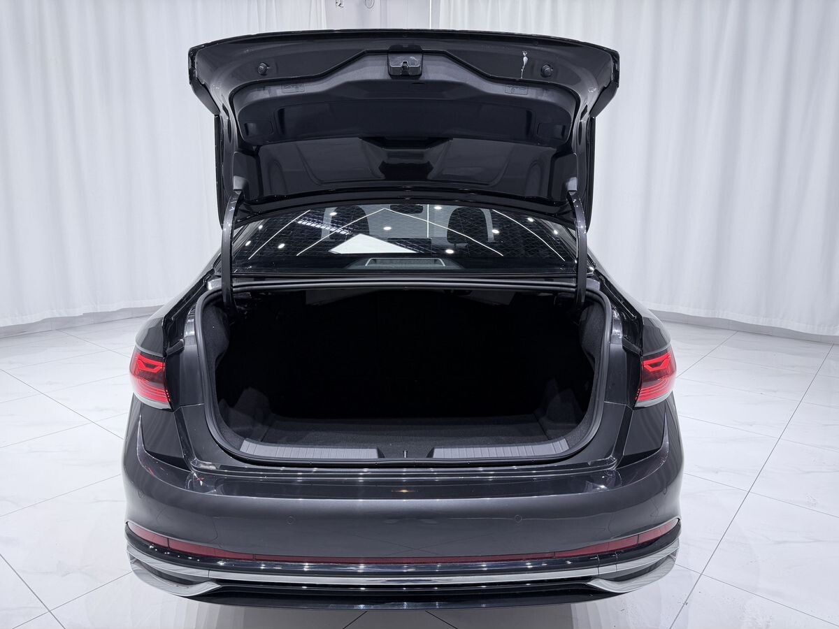 Volkswagen Sagitar L 2022 - фото автомобиля
