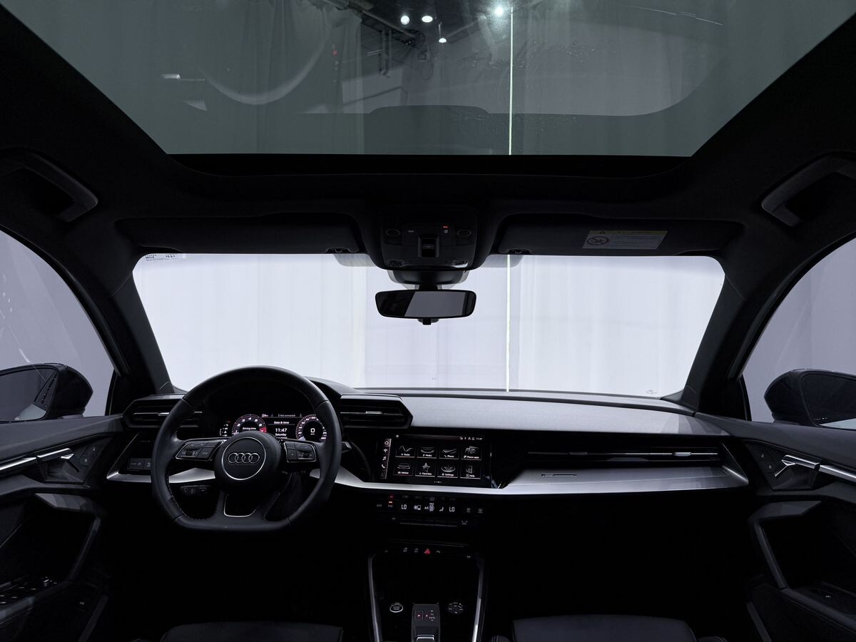 Audi A3 2022 - фото автомобиля